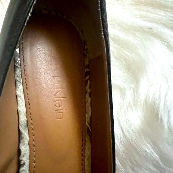 💥LAST MARK DOWN, MUST GO💥 Calvin Klein block snake print heels - Picture 6 of 6